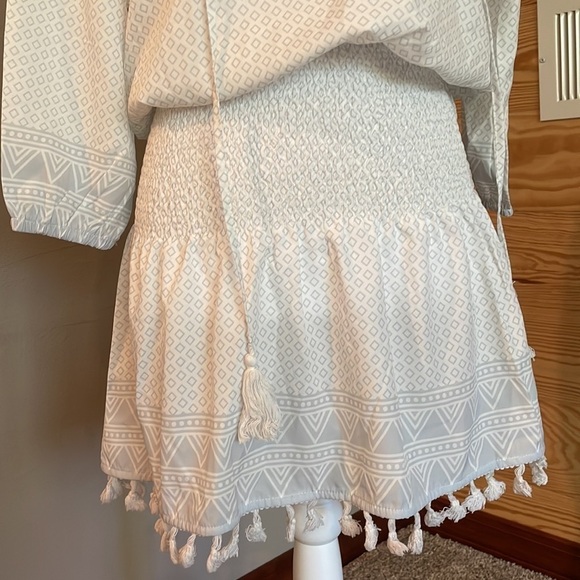 Alynniya Fringe Smocked V-Neck Swimsuit Coverup Medium NWT - Picture 6 of 6